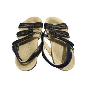 Vionic Amber Strappy Snakeskin pattern Sandals Women's Size 7
